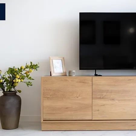 Apartment Punta Vista, 2-br Sea View Apt, Pool, Punta Prima *