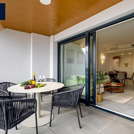 Punta Vista, 2-br Sea View Apt, Pool, Punta Prima Apartment *