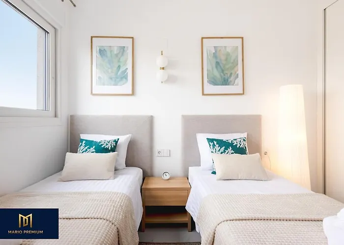 Punta Vista, 2-br Sea View Apt, Pool, Punta Prima Apartment