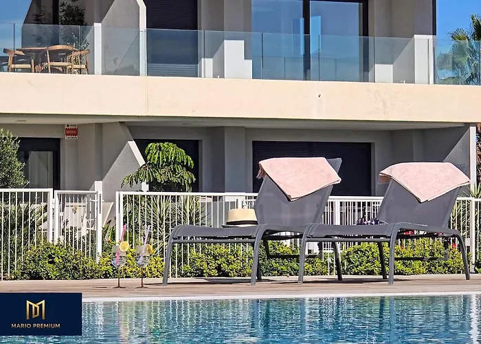 Punta Vista, 2-br Sea View Apt, Pool, Punta Prima *